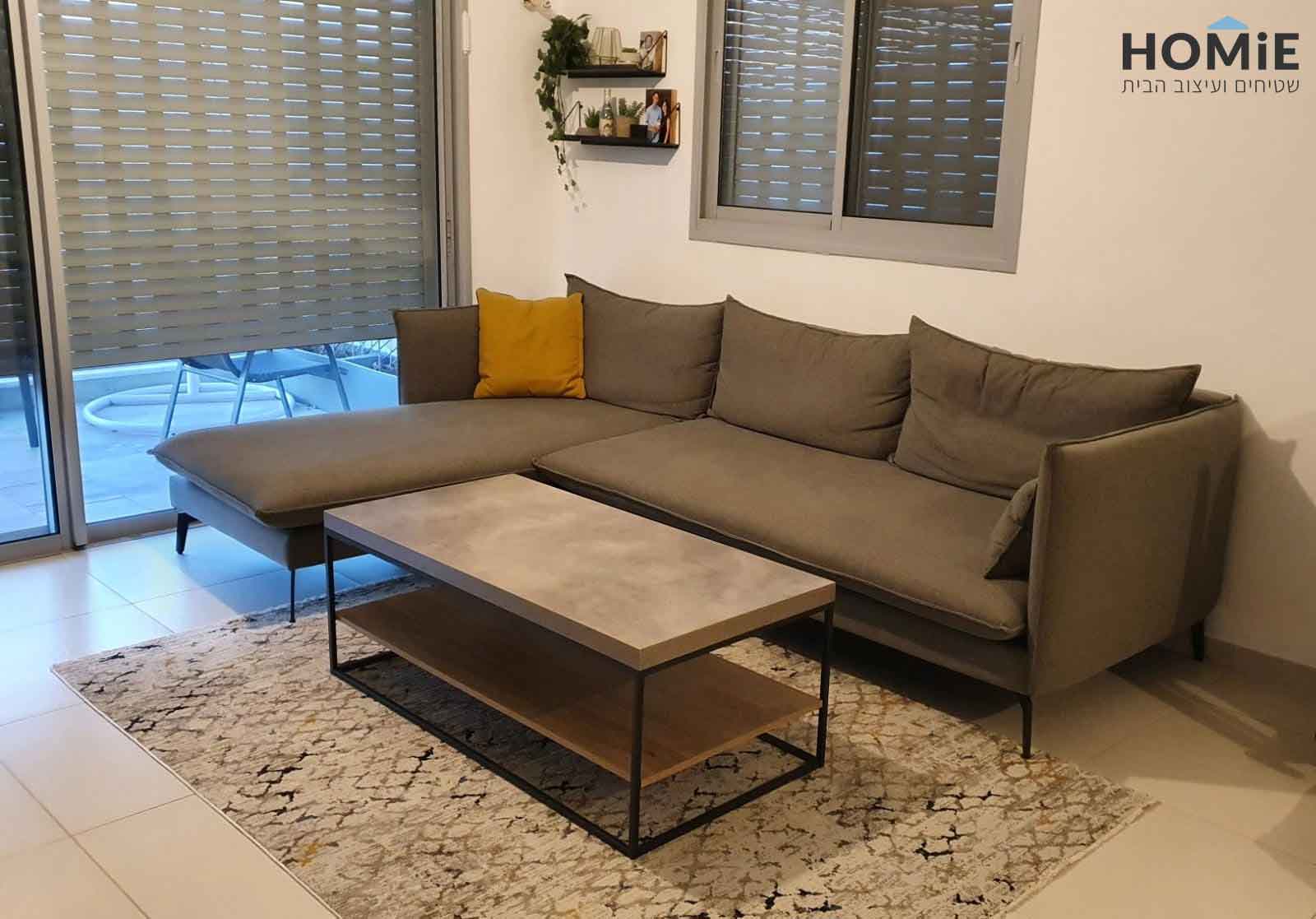 שטיח מודרני לסלון גיאומטרי אבסטרקטי צבעוני 