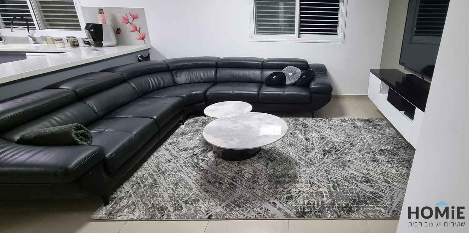 שטיח אבסטרקטי מודרני לסלון בצבע אפור שחור